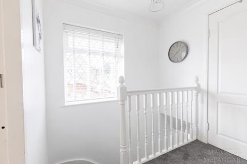 17 Akehurst Close, Copthorne, Crawley, RH10 3QQ