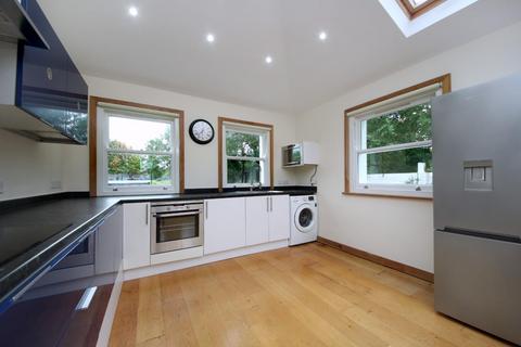 1 bedroom flat to rent, Rosemont Road, W3