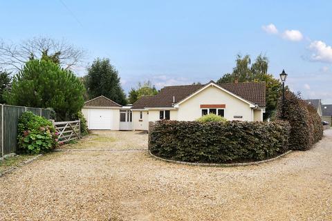 3 bedroom bungalow for sale, Wotton Road, Rangeworthy, South Gloucestershire, BS37