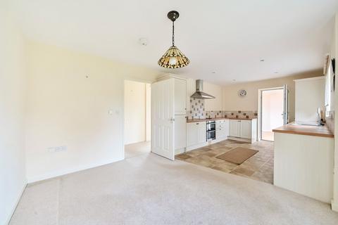 3 bedroom bungalow for sale, Wotton Road, Rangeworthy, South Gloucestershire, BS37