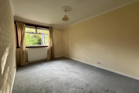 2 bedroom flat to rent, Ivanhoe Crescent, Edinburgh EH16