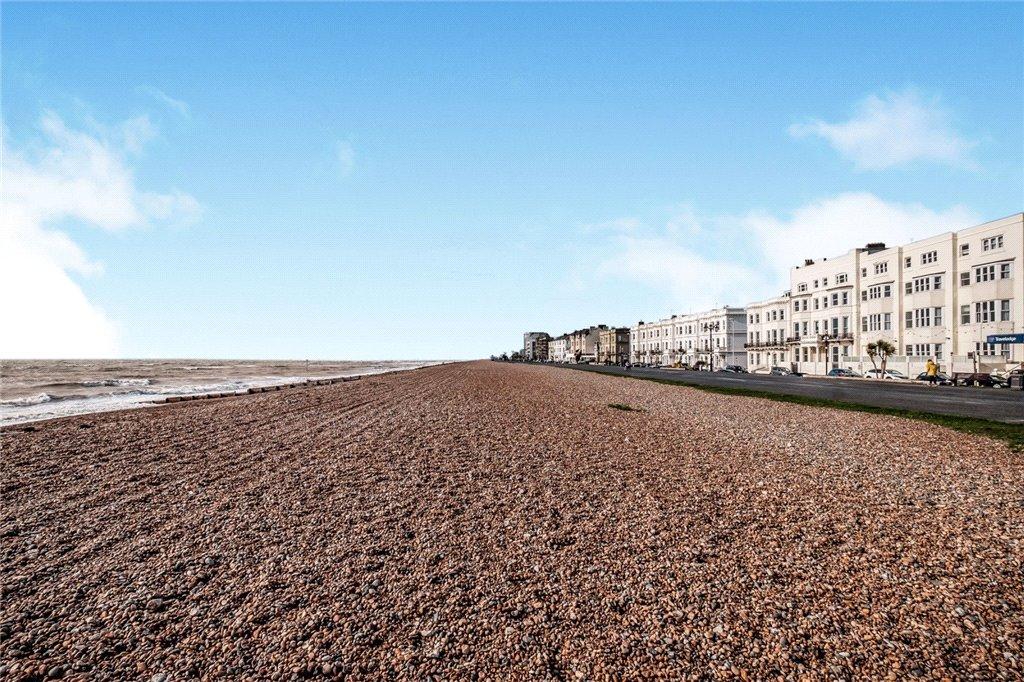 Seafront Nearby