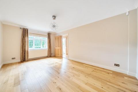 4 bedroom link detached house for sale, Calder Avenue, Hertfordshire AL9