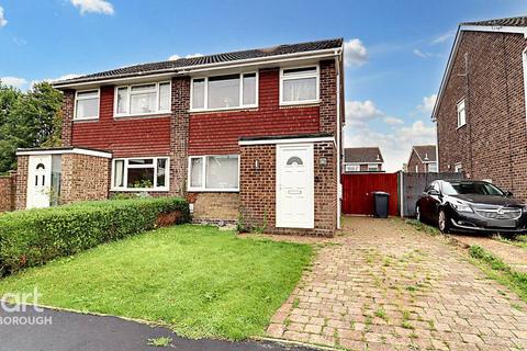 3 bedroom semi-detached house for sale, Shawley Road, Sawtry