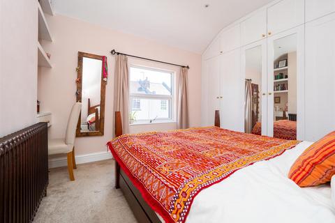 37 Warwick Road, Sutton, SM1 4AP
