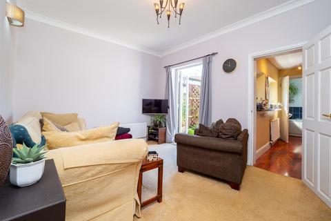 2 bedroom terraced house for sale, Warwick Road, Sutton