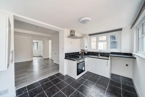 1 bedroom flat for sale, Winterslow Drive, Havant PO9