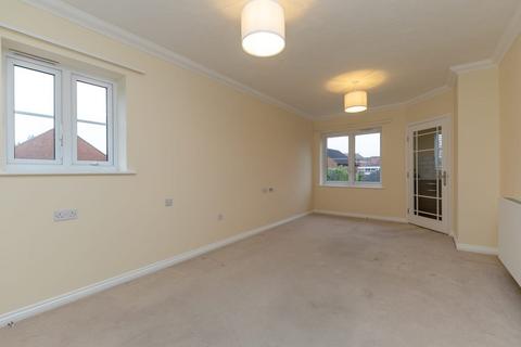 2 bedroom apartment for sale, Pound Avenue, Stevenage, Hertfordshire, SG1