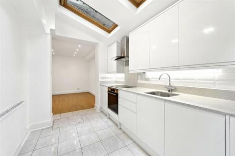 2 bedroom apartment to rent, Ifield Road, London SW10