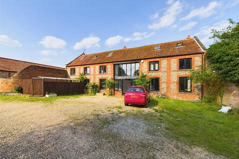 5 bedroom detached house for sale, The Street, Mileham