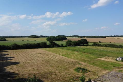 5 bedroom detached house for sale, The Street, Mileham