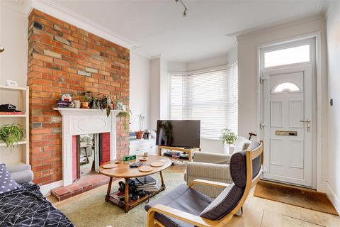 4 bedroom terraced house for sale, Pyatt Street, The Meadows NG2