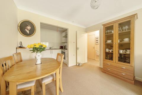 1 bedroom apartment for sale, Tarragon Drive, Guildford, Surrey, GU2