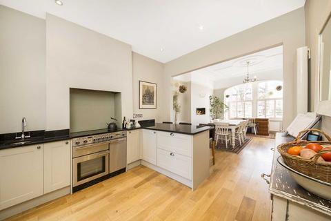 4 bedroom semi-detached house for sale, Druce Road, Dulwich Village, SE21