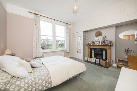 30 Druce Road, London, SE21 7DW