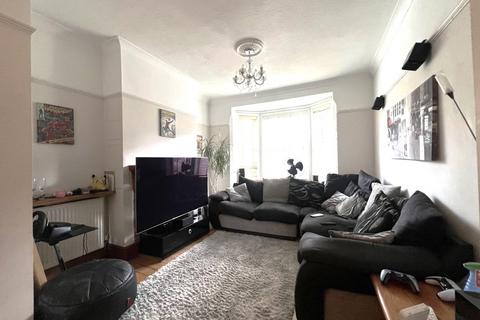 2 bedroom terraced house for sale, Kingsley Avenue, Kettering, NN16