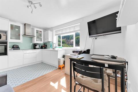 2 bedroom property for sale, Bevan Road, London, SE2