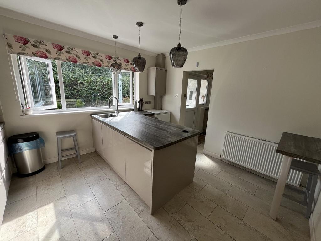 Kitchen / Breakfast Room