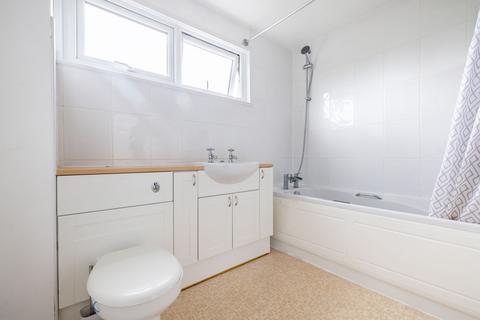 11 Berrymeade Walk, Ifield, Crawley, RH11 0RA