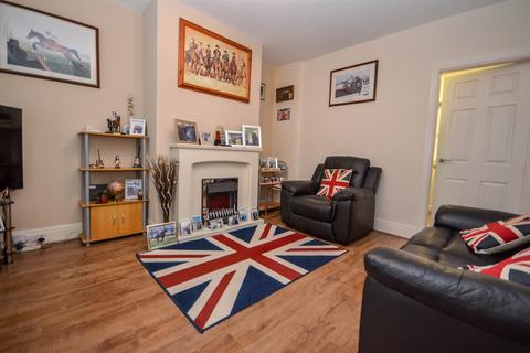 2 bedroom semi-detached house for sale, Lauderdale Avenue, Wallsend