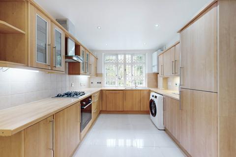 5 bedroom terraced house to rent, Loudoun Road, St John's Wood, London, NW8