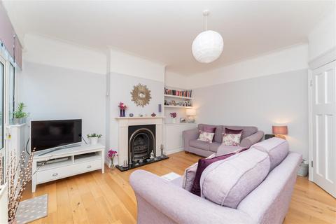 Ground Floor Flat A, 22 Balfour Avenue, London, W7 3HS