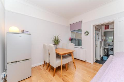 Ground Floor Flat A, 22 Balfour Avenue, London, W7 3HS