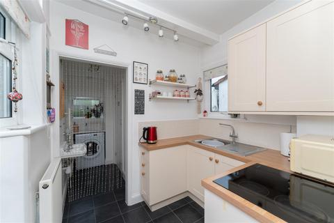 Ground Floor Flat A, 22 Balfour Avenue, London, W7 3HS