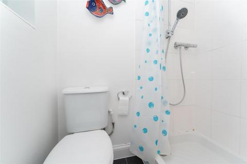 Ground Floor Flat A, 22 Balfour Avenue, London, W7 3HS