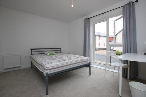 3 bedroom apartment to rent, Flatts Close, Bristol BS34