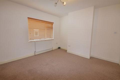 2 bedroom terraced house to rent, Grafton Street, Castleford, WF10