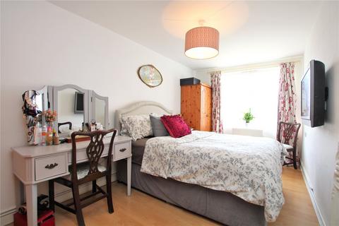 25 Flintmill Crescent, London, SE3 8LU