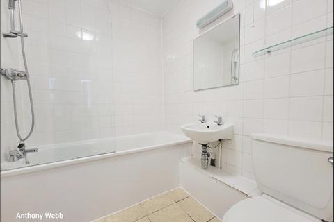1 bedroom flat to rent, Holloway Road, Archway N19