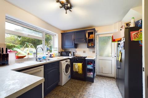 4 Fox Avenue, Yate, Bristol, BS37 5DR