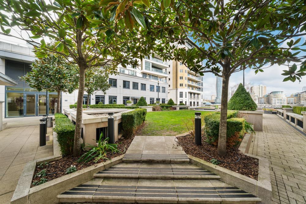 Flat 29, Marina Point SW6 2 GX-Low Res-4.jpg