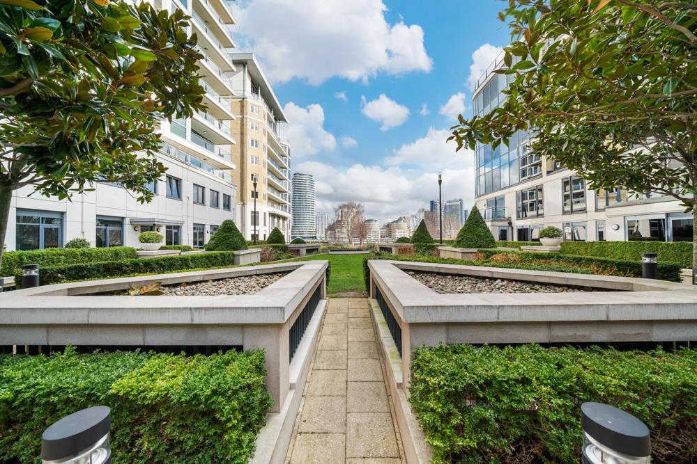 Flat 29, Marina Point SW6 2 GX-Low Res-6.jpg