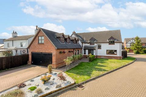 6 bedroom detached house for sale, The Maynards, Biggleswade SG18