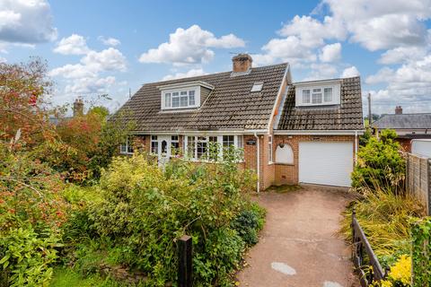 3 bedroom detached house for sale, Morchard Road, Crediton, EX17