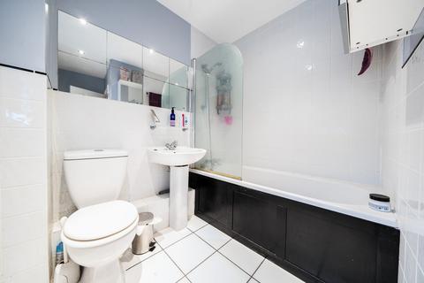 48 Gell Close, Ickenham, Uxbridge, UB10 8EA