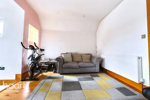 1 bedroom flat for sale, Selsdon Road, South Croydon