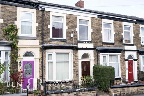 2 bedroom house to rent, Gillibrand Street, Chorley