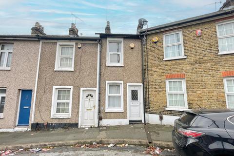 2 bedroom terraced house to rent, Empress Road, Gravesend, Kent, DA12 2QR