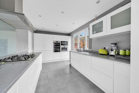 54 Cranmore Road, Chislehurst, BR7 6ET