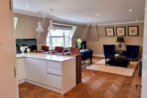 3 bedroom property to rent, St. Johns Wood Park, London NW8