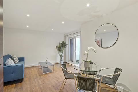 2 bedroom flat for sale, Napier House, Acton W3