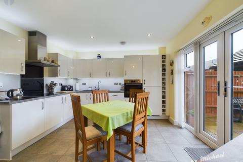 3 bedroom semi-detached house for sale, Handel Grove, Aylesbury, Buckinghamshire, HP21 9GL