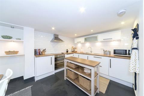 3 bedroom house for sale, Sheen Road, Richmond Upon Thames, Surrey, TW9