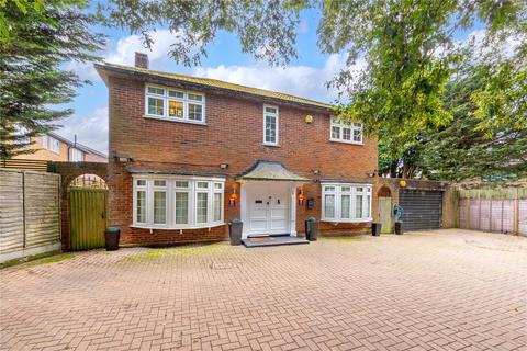 4 bedroom detached house for sale, The Lincolns, Marsh Lane, London, NW7