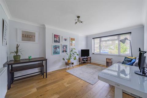 2 bedroom maisonette for sale, Wilton Gardens, West Molesey, Surrey, KT8