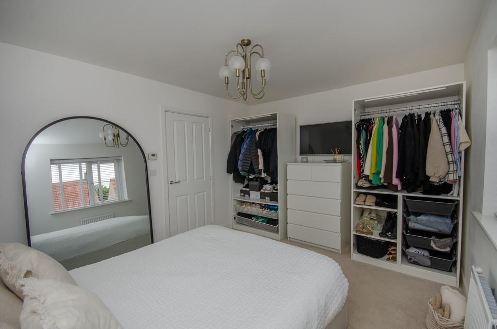 Bedroom 2 pic 2.jpg